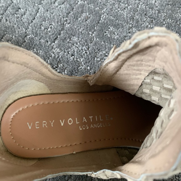 Booties - Picture 4 of 4